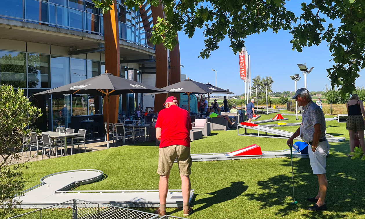 All American Bowling & Minigolf