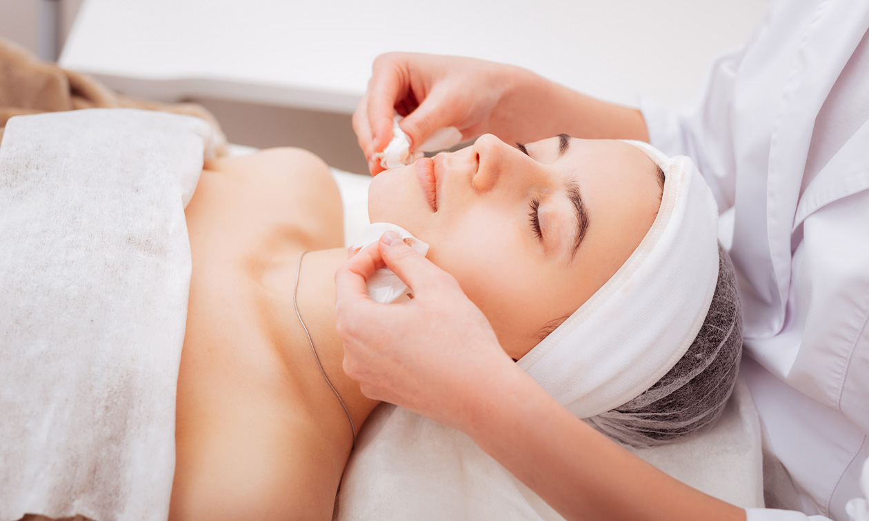 Anushka Beautysalon