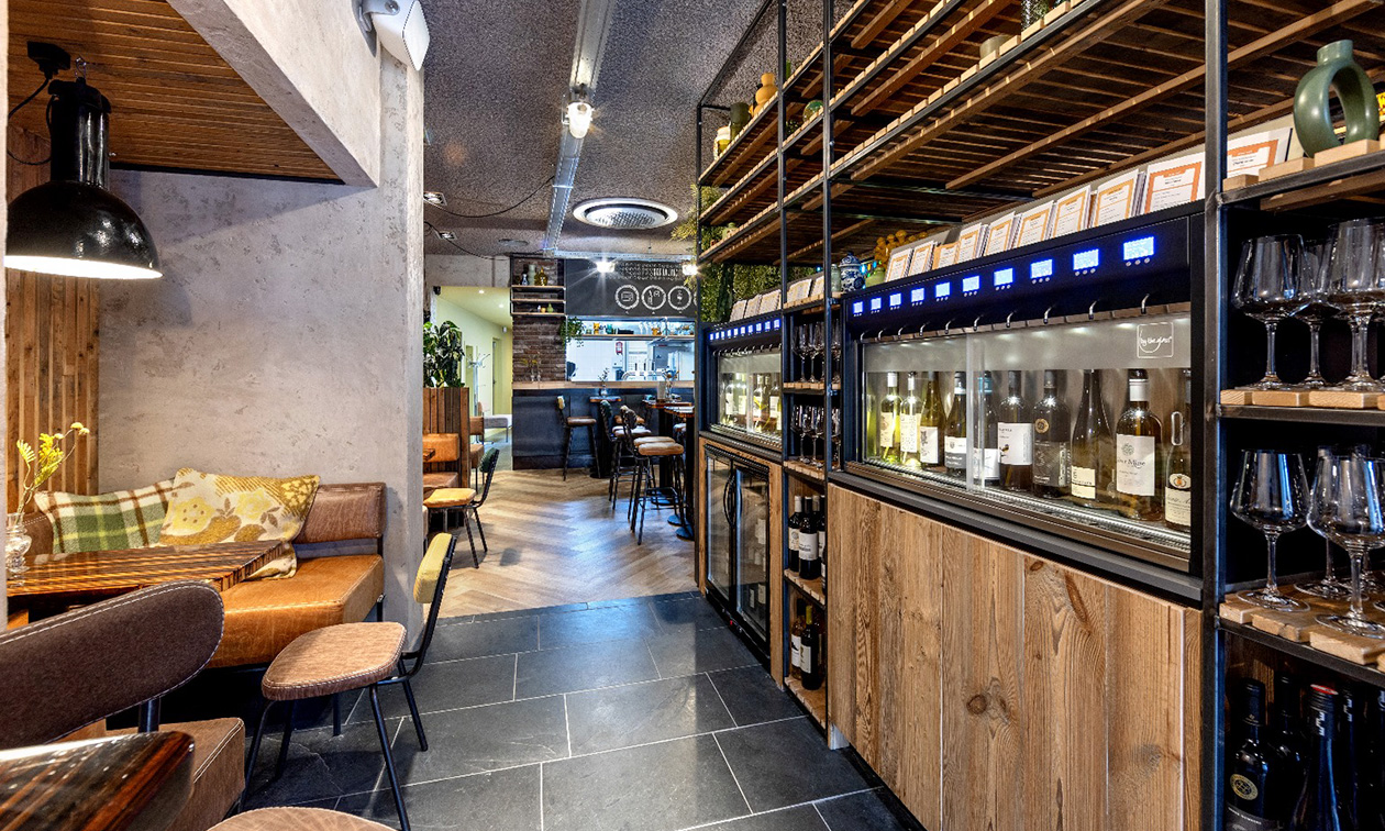 Bar Wijnig