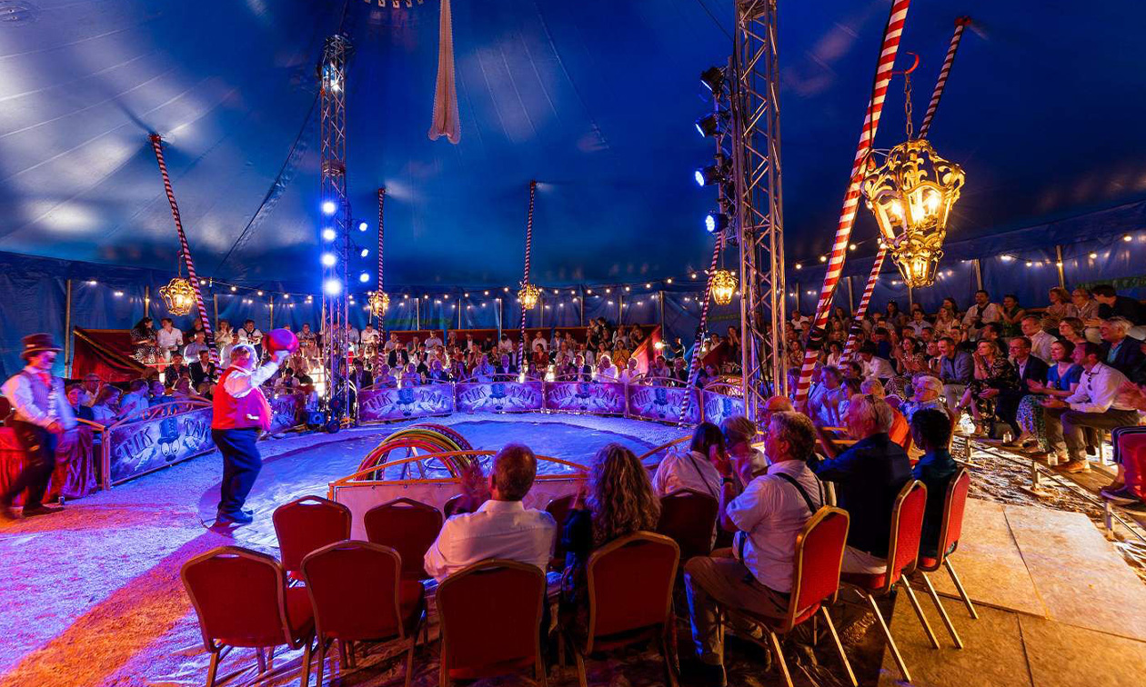 Circus Tik Tak