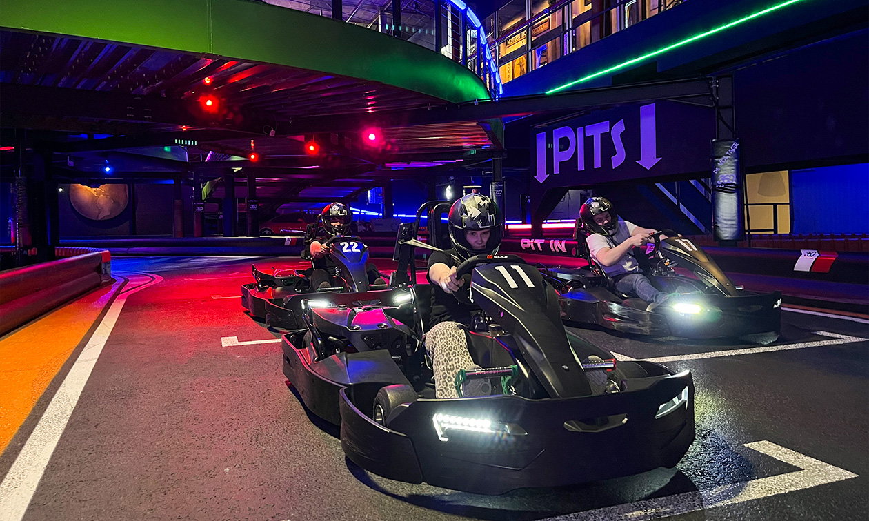De Voltage Indoor Entertainment