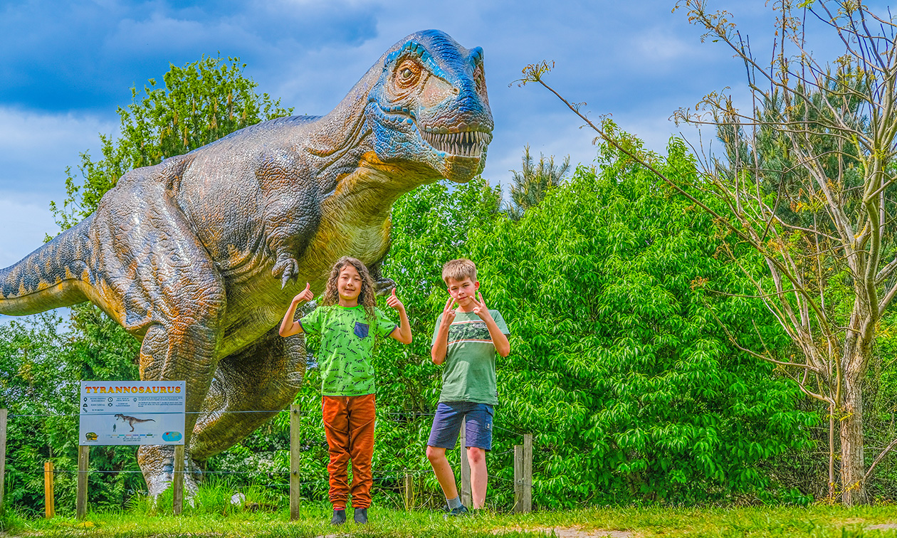 Dinopark & Landgoed Tenaxx