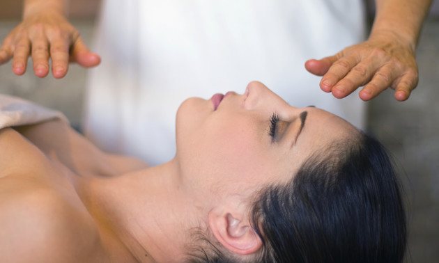 Holistic touch & oils