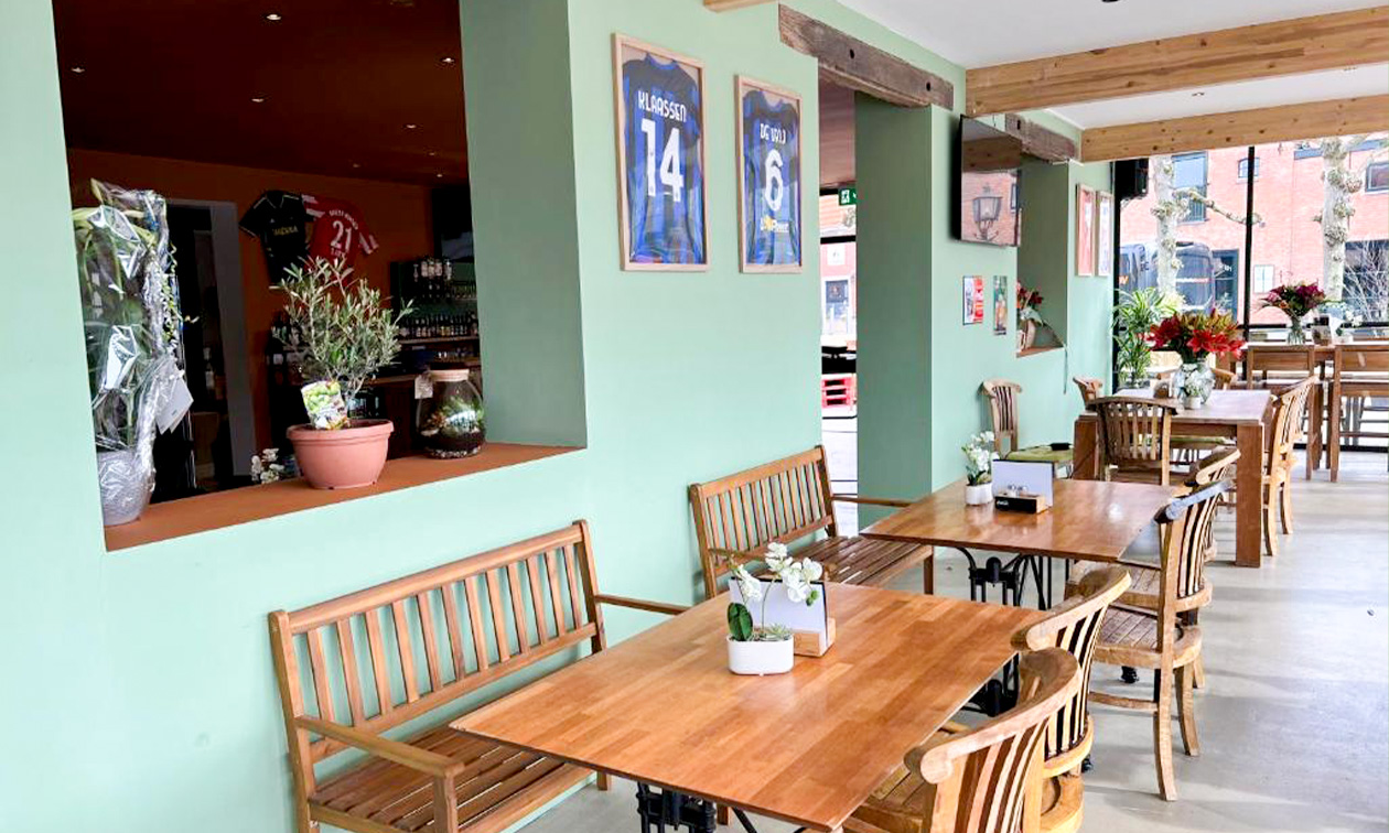 Hotel Aardenburg & Sportcafé 't Hoekje
