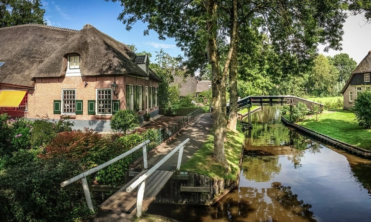 Old Blue Restaurant