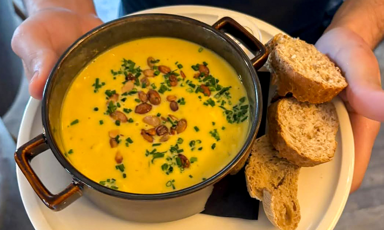 Hotel De Zwaan Delden