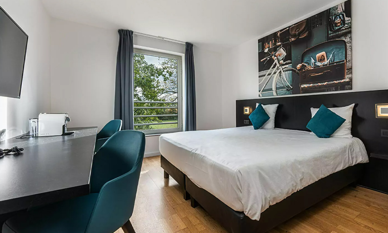 Hotel Velotel