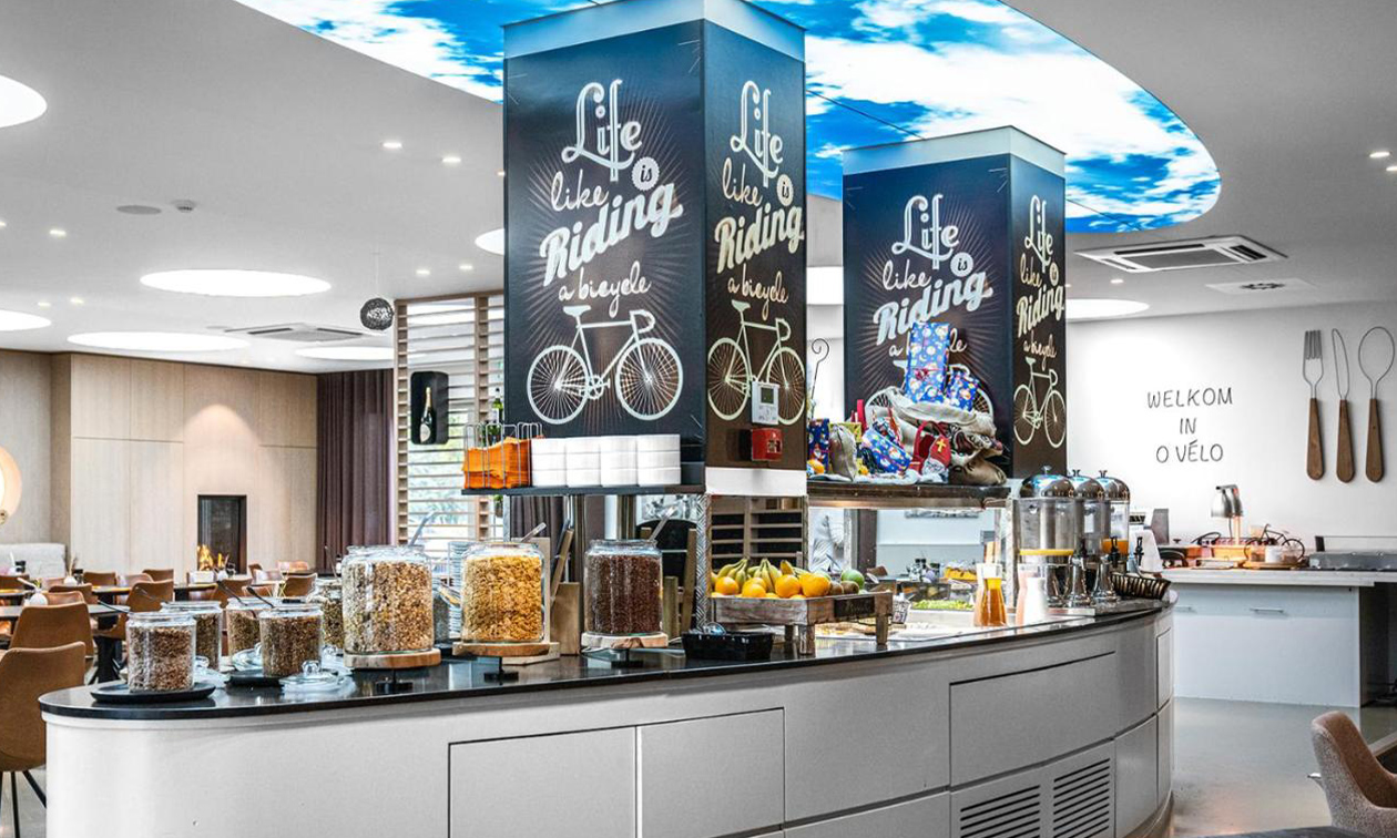 Hotel Velotel