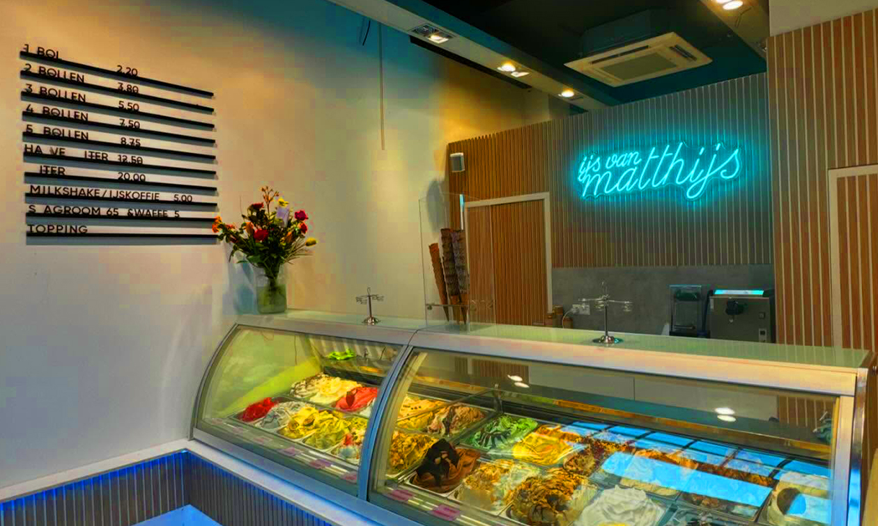 IJs van Matthijs Haarlemmerstraat