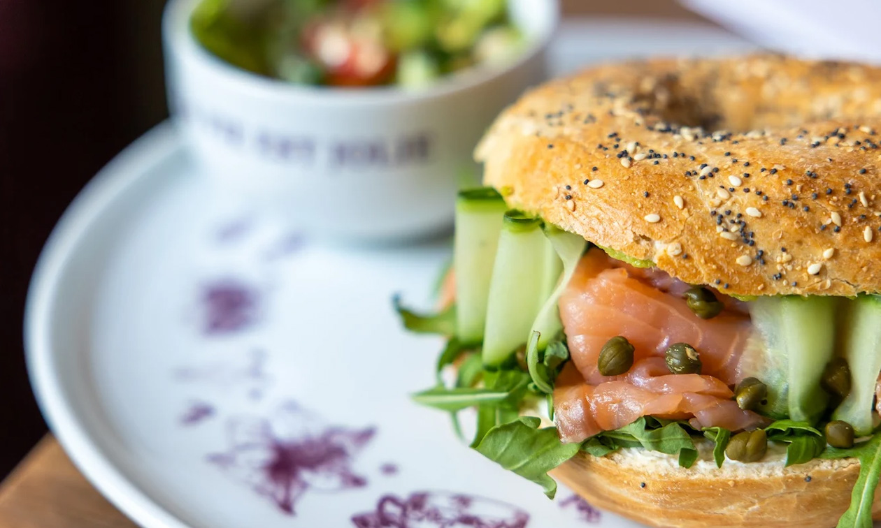 Jolie Café Manger