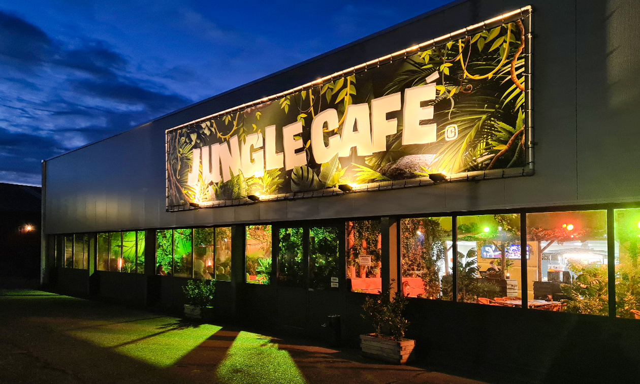 Jungle Café