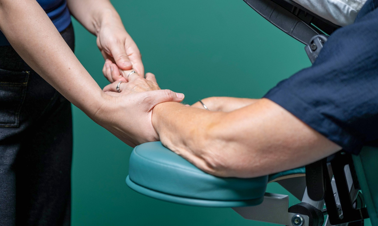 Massage Assen by Della