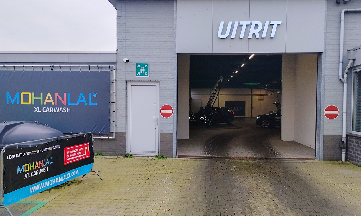 MOHANLAL XL Tankstation Carwash Boxtel