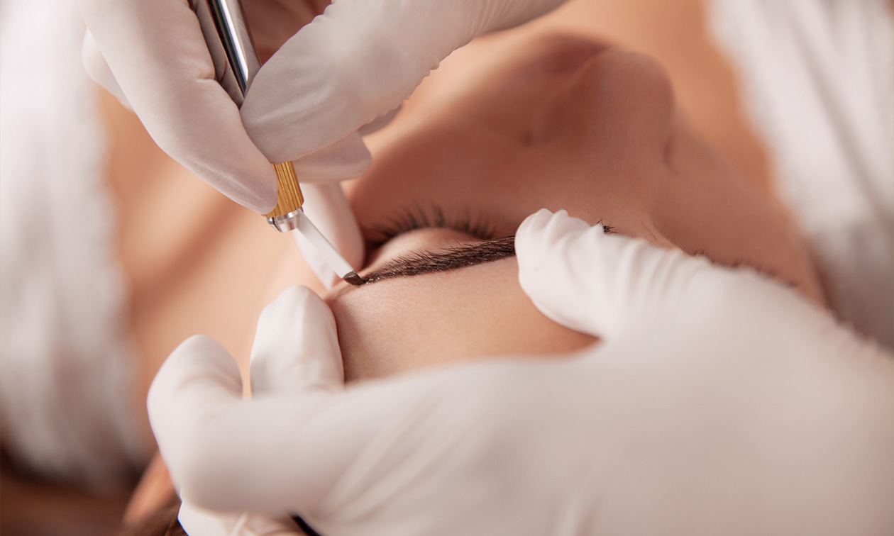 Nail & Brow Bar