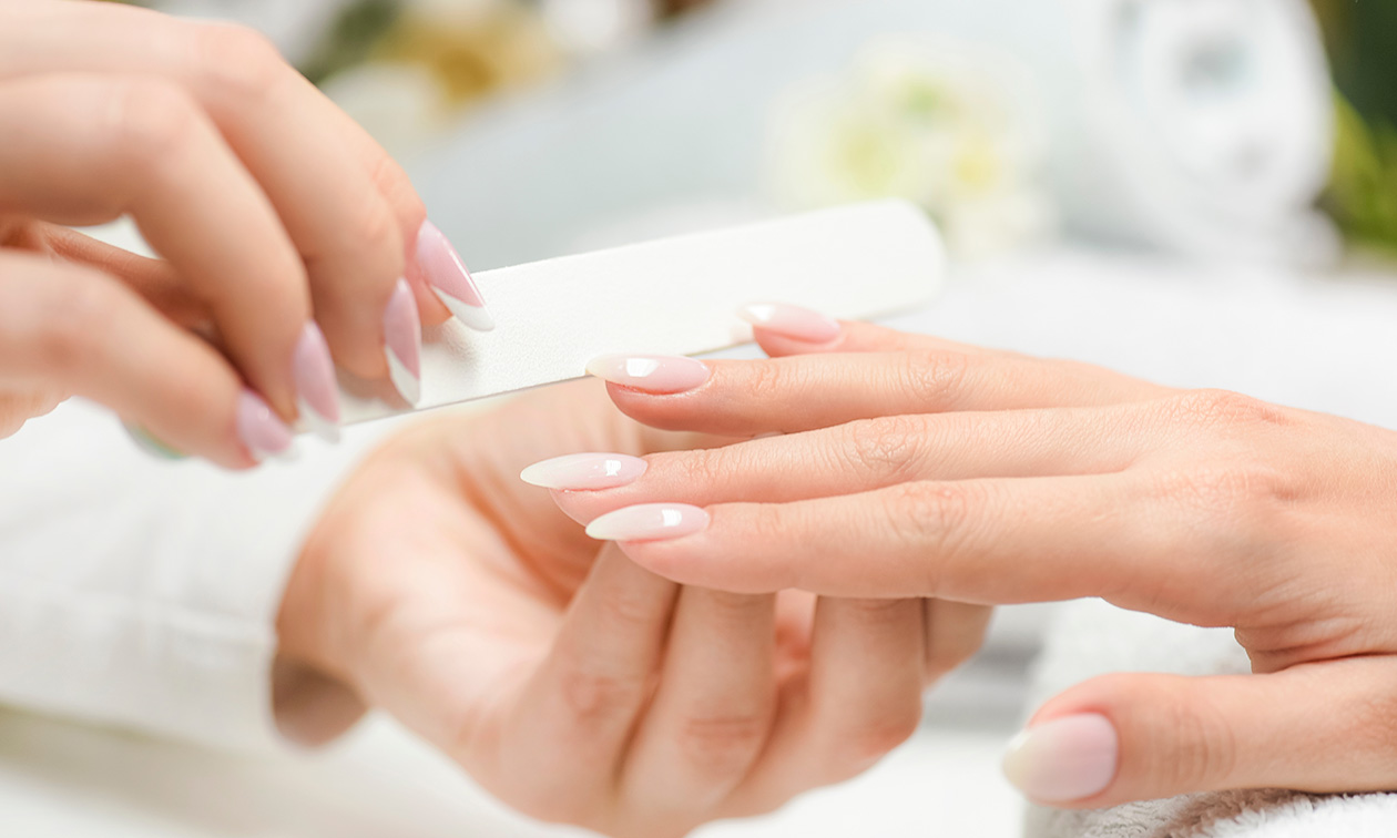 Nagels bij Lingerieboetiek Annemieke