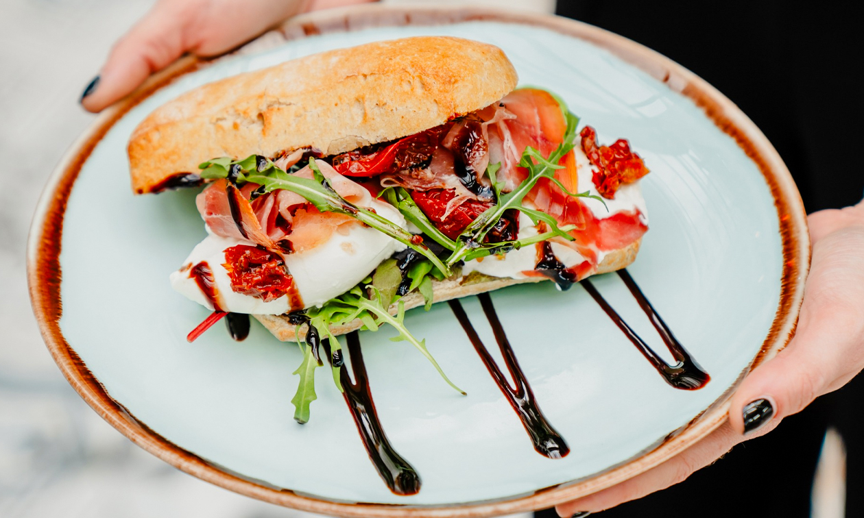 Pavarotti Leidschendam