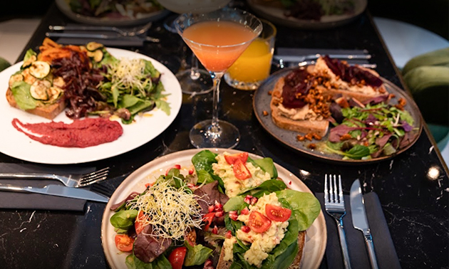PORTOFINO ice • brunch • drinks