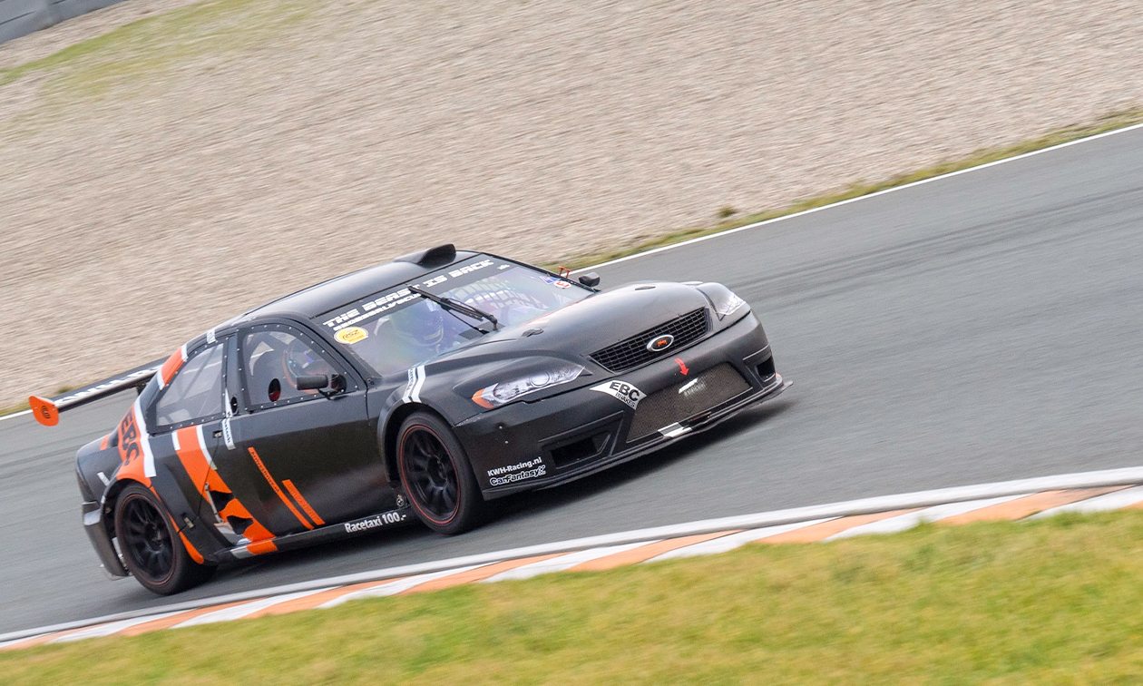 Race Rentals door KWH Racing