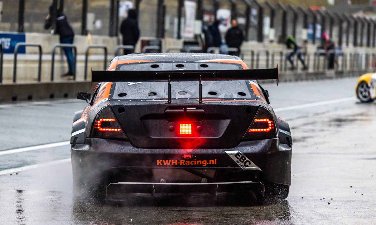 Race Rentals door KWH Racing