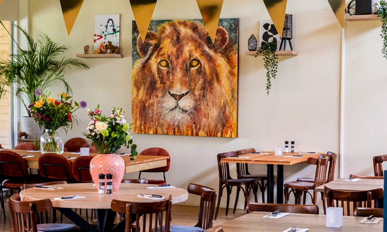 Restaurant Momo's