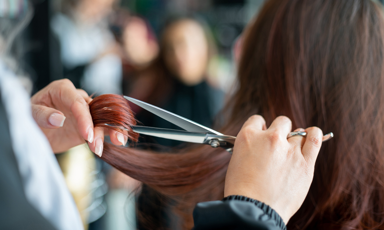 Rita-b-beautysalon, Kappers- of wenkbrauwbehandeling naar keuze bespaar 48%  in Zwolle via Social Deal