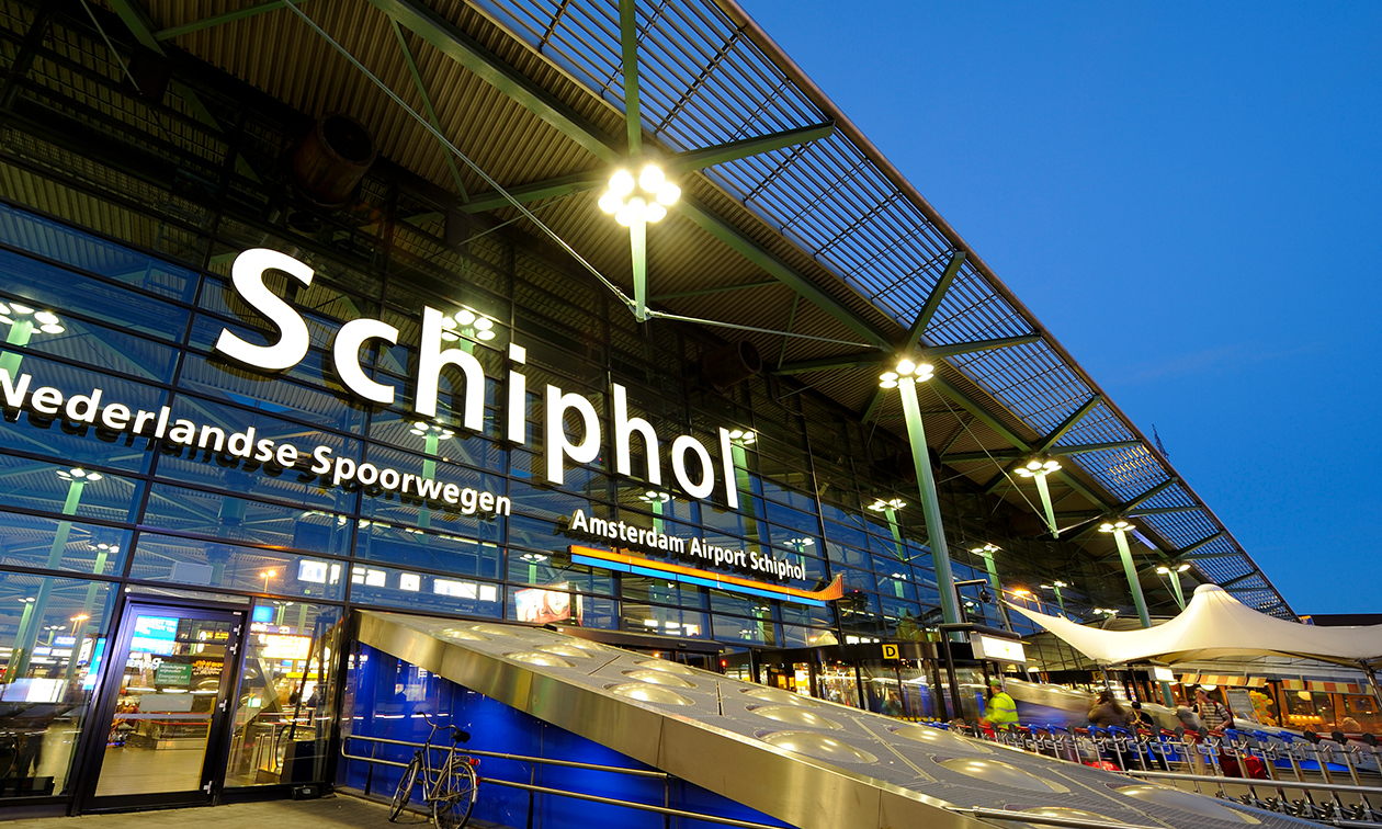 ShuttleParkerenSchiphol