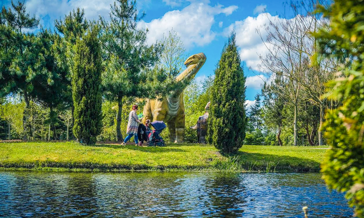 Dinopark & Landgoed Tenaxx