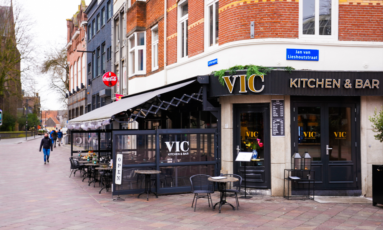 Vic kitchen & Bar