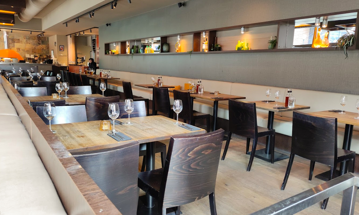 WOODSTONE Pizza and Wine Almere