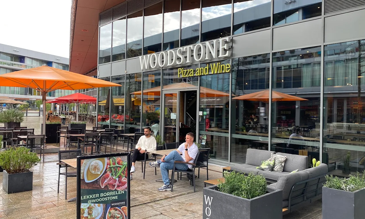 WOODSTONE Pizza and Wine Almere