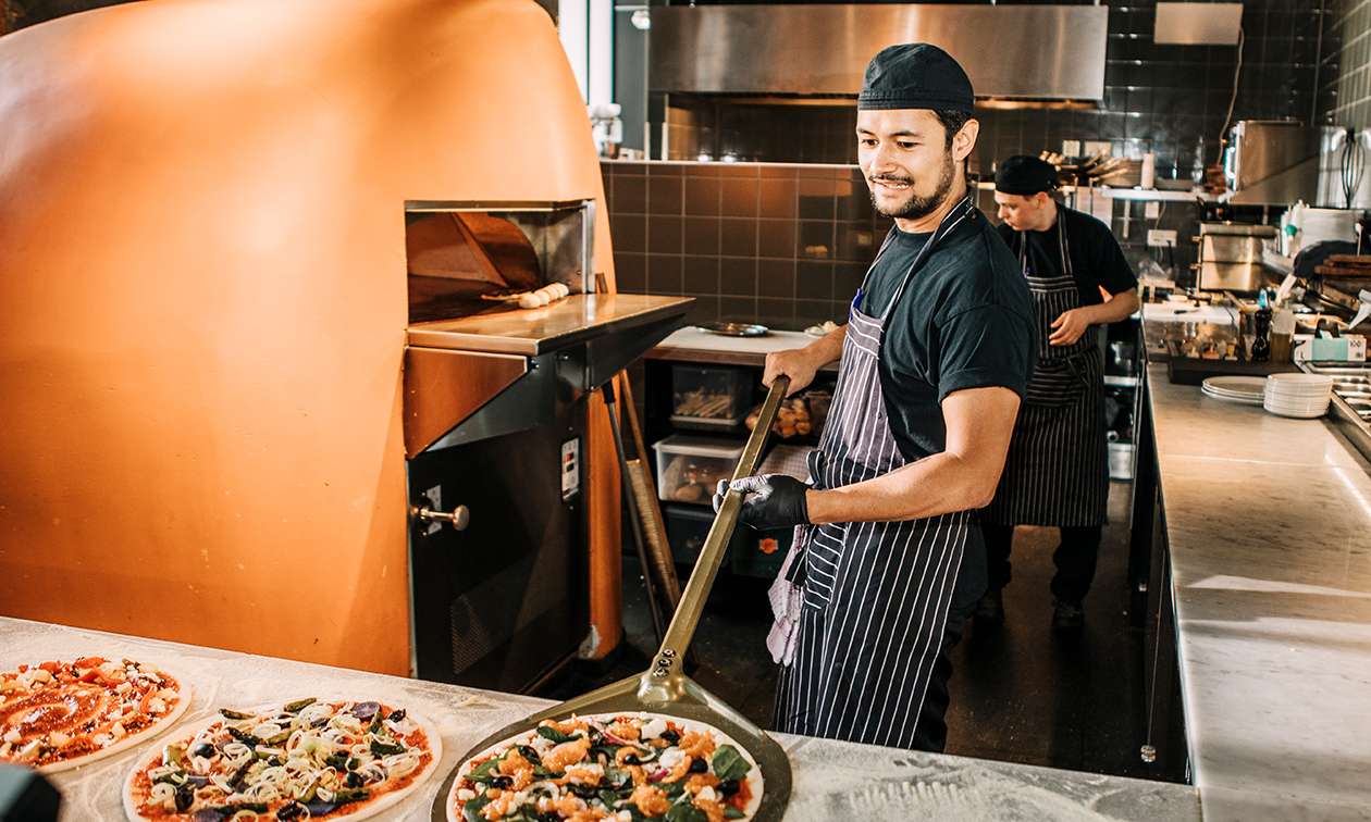 WOODSTONE Pizza and Wine Alphen