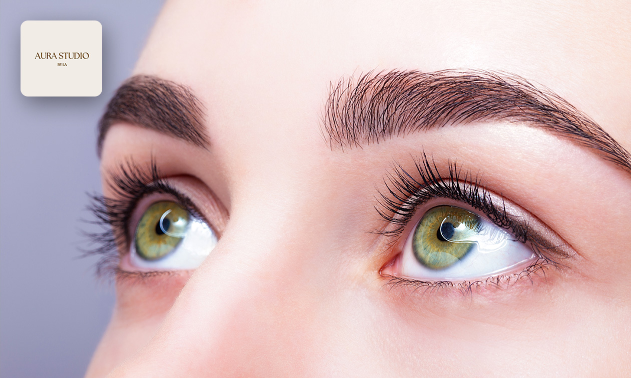 Wimper- en/of wenkbrauwbehandeling + botoxkuur