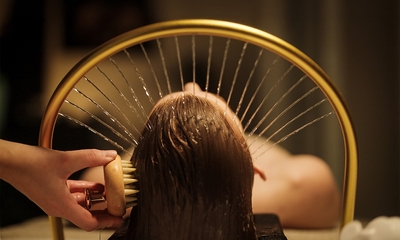 Head spa (60 min) + evt. gelaatsverzorging (30 min)