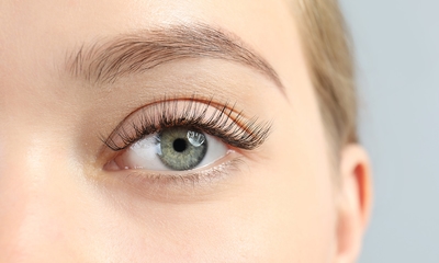 Wimperlift naar keuze + verven