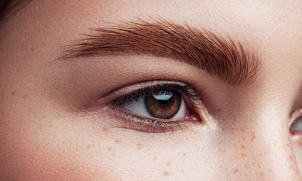 Microblading of powderbrows