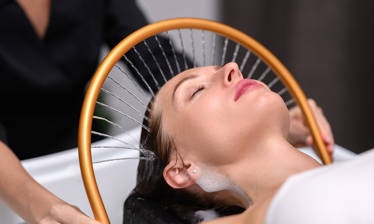 (Duo) Japanese head spa + evt. brushing of gelaatsverzorging (60 of 90 min)