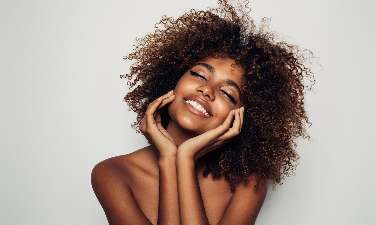 Gezichtsbehandeling naar keuze (50, 65, 75 of 80 min)