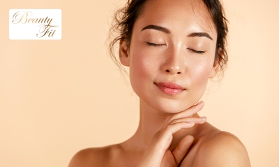 Huidverbeterende gezichtsbehandeling naar keuze