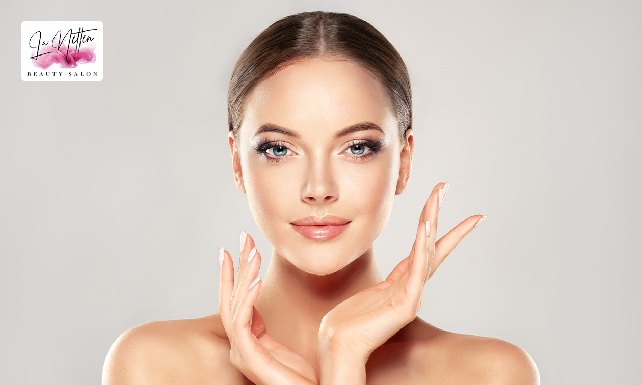 Korean glass skin gezichtsbehandeling naar keuze + red light therapy