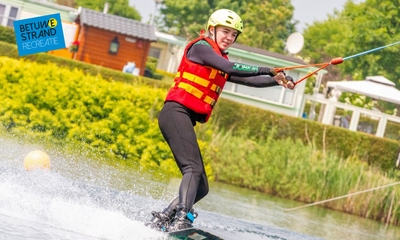 Waterskiën of wakeboarden (2 uur) voor 1 of 2 personen