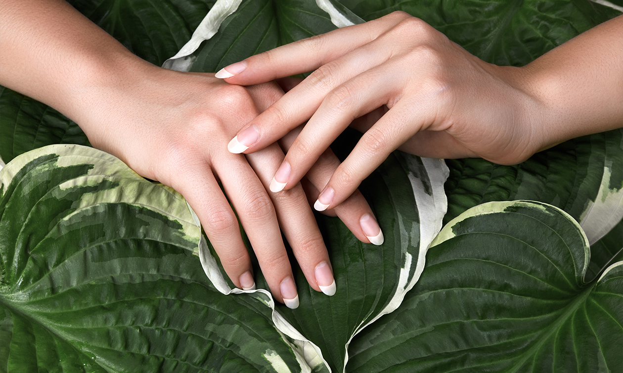Manicurebehandeling of acrylnagels