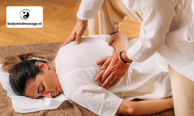 Shiatsu-massagetherapie (90 min) + intake