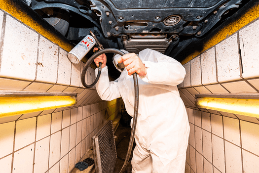 Undervognsbehandling hos Carbon Dry Wash