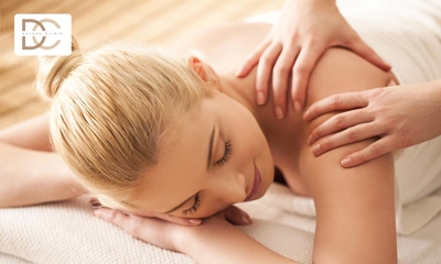 Cupping of ontspanningsmassage of bindweefselmassage (30 of 60 min) bij Deluxe Clinic Zaandam