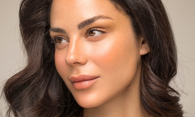 Wenkbrauwbehandeling naar keuze