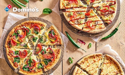 1, 5 of 10 pizza('s) (25 cm) bij Domino's