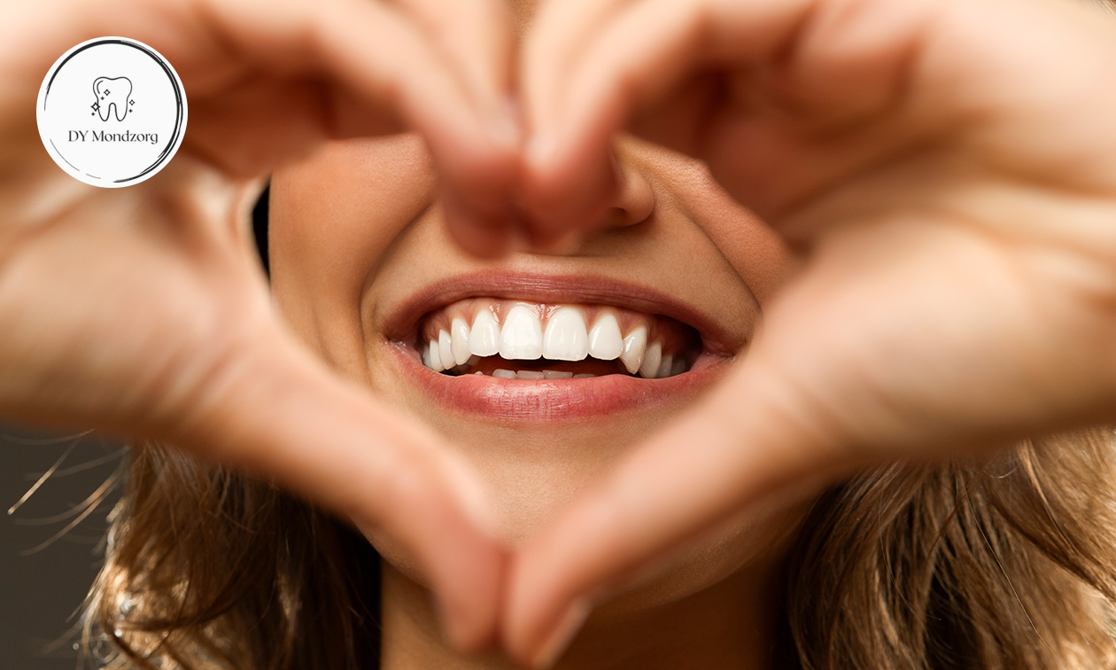 Tandkristal of 2 of 3 tandenbleekbehandeling(en) van 20 minuten per sessie bij DY Mondzorg