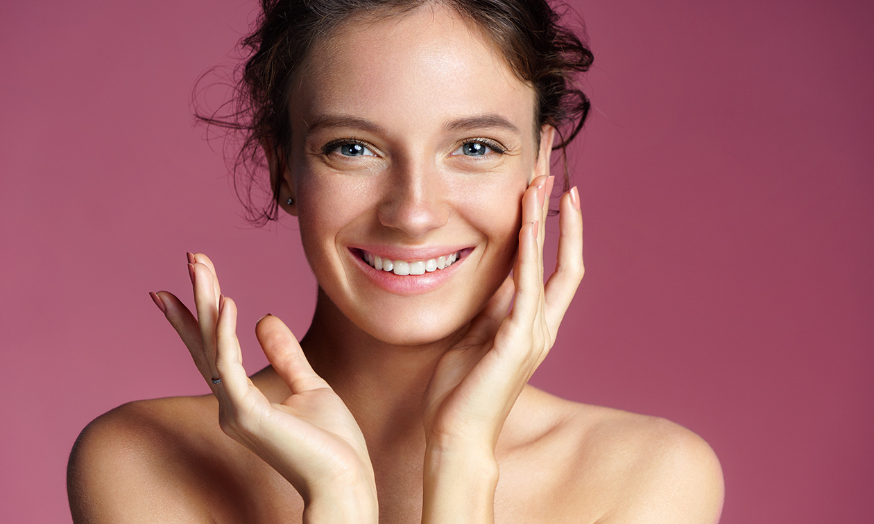 Gezichtsbehandeling naar keuze (60, 75 of 90 min)