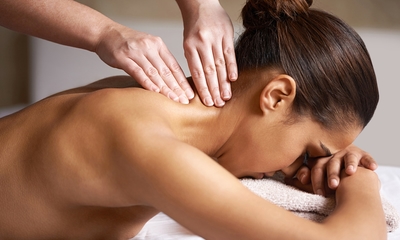 Massage nach Wahl (45 Minuten) in Düsseldorf