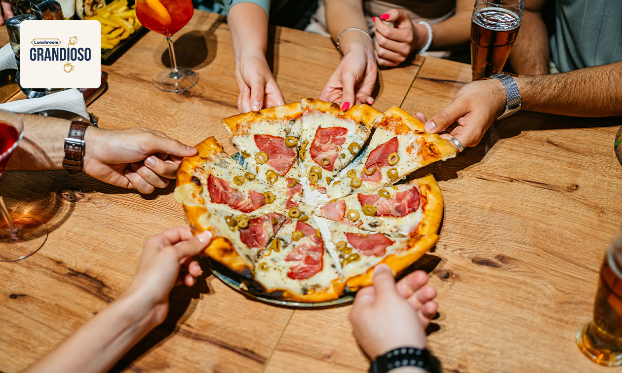 Pizza of broodje + drankje naar keuze